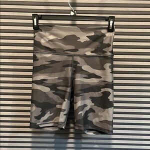 A/E Camouflage High-Waisted Shorts